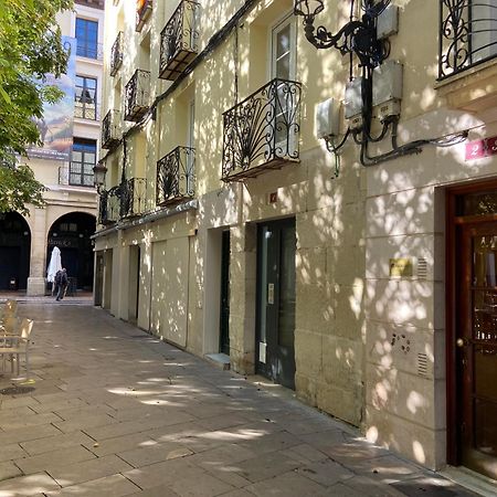 Alojamiento En Pleno Centro Con Wifi Y Aire Acondicionado Логроньо Екстериор снимка